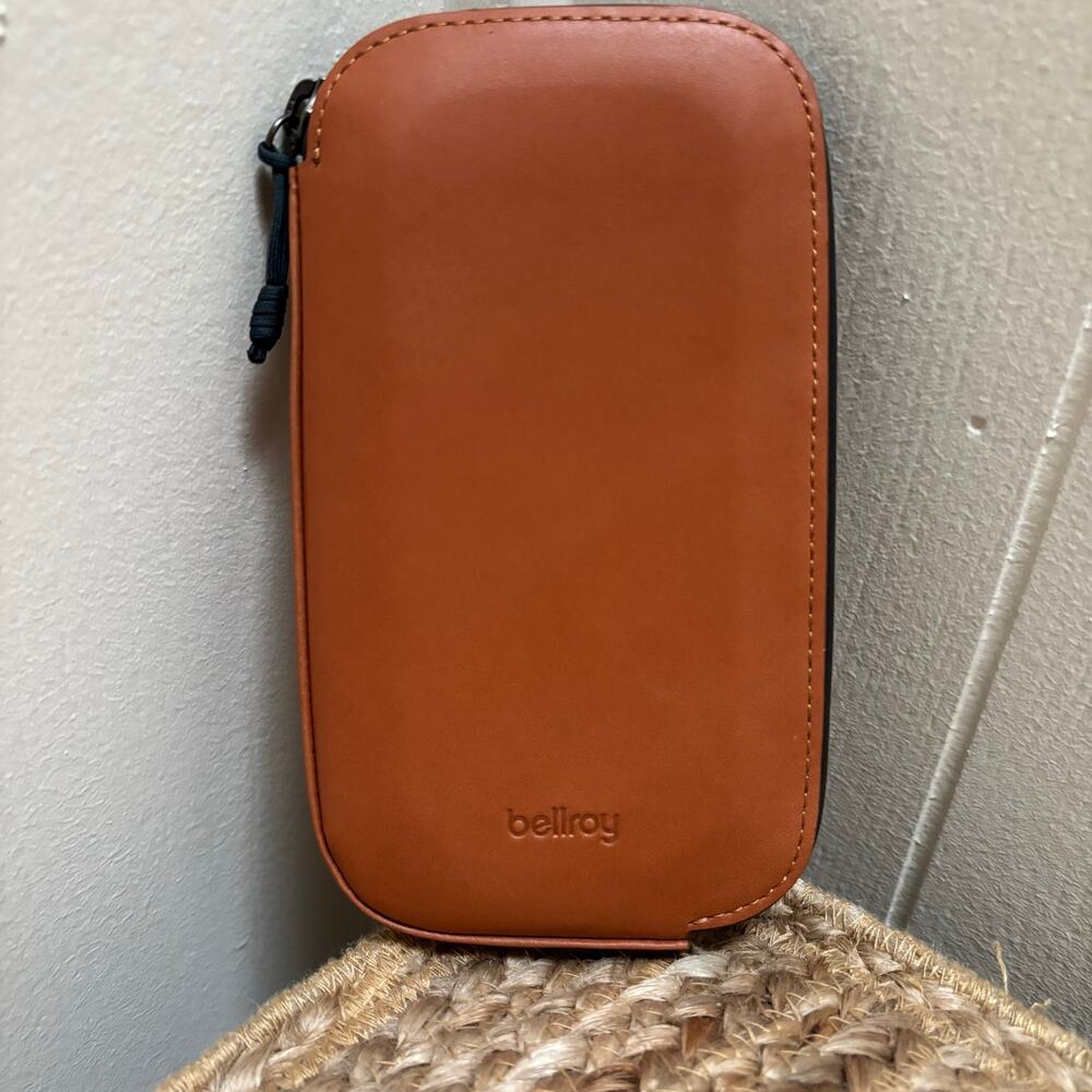 Bellroy Venture Phone Pocket Wallet Bronze Leather Water Resistant EDC Cycling